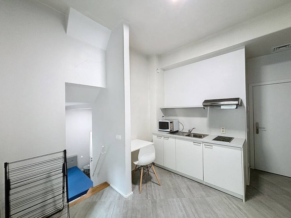 Studio te  huur in Brussel 1000 660.00€  slaapkamers 20.00m² - Zoekertje 551819