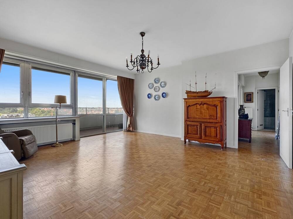 Appartement te koop in Sint-Jans-Molenbeek 1080 199000.00€ 2 slaapkamers 90.00m² - Zoekertje 551661