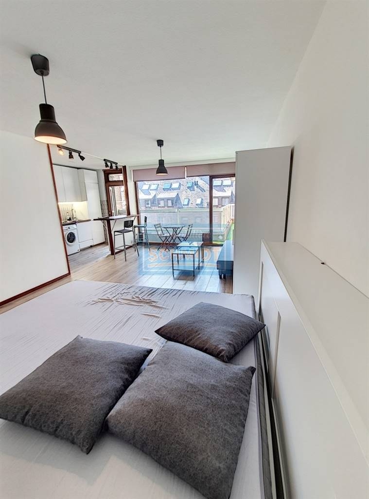 Studio te  in Etterbeek 1040 795.00€  slaapkamers 44.00m² - Zoekertje 552401