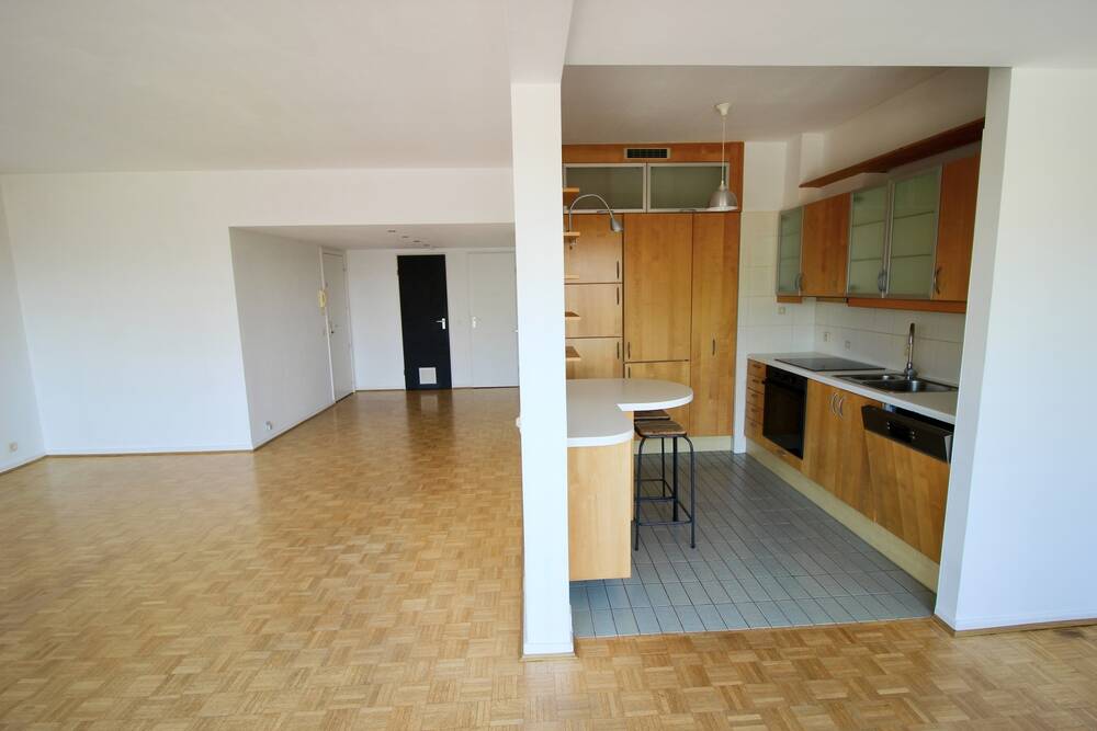 Appartement te  huur in Vorst 1190 1250.00€ 2 slaapkamers 105.00m² - Zoekertje 552710