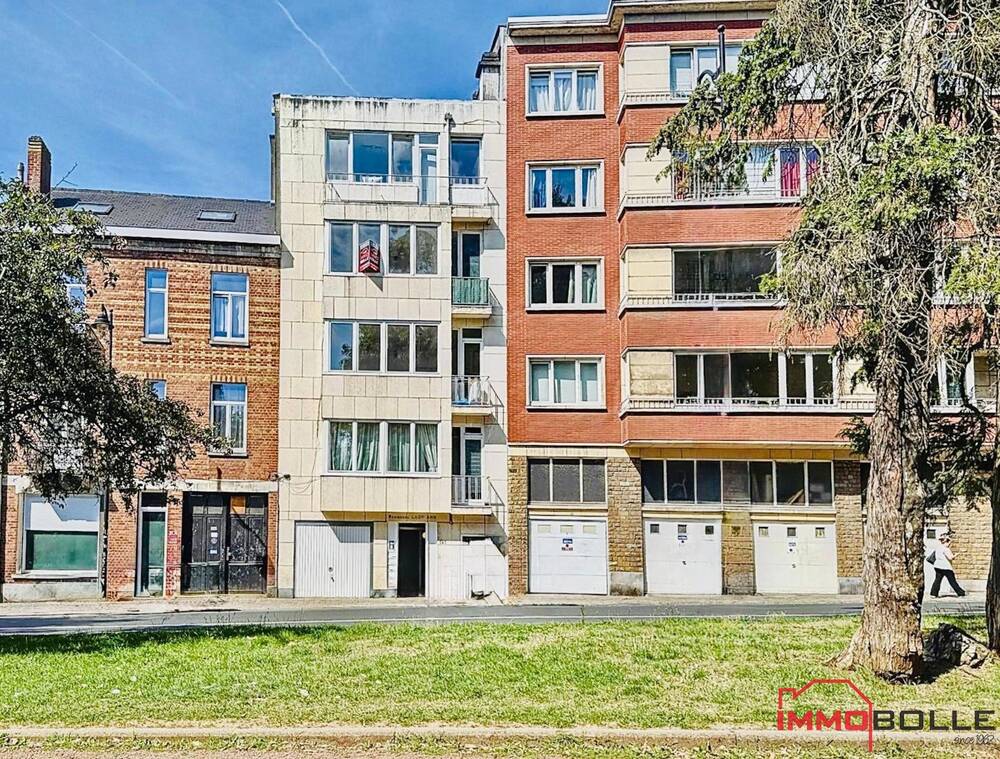 Appartement à à Ixelles 1050 325000.00€ 2 chambres 80.00m² - annonce 552515