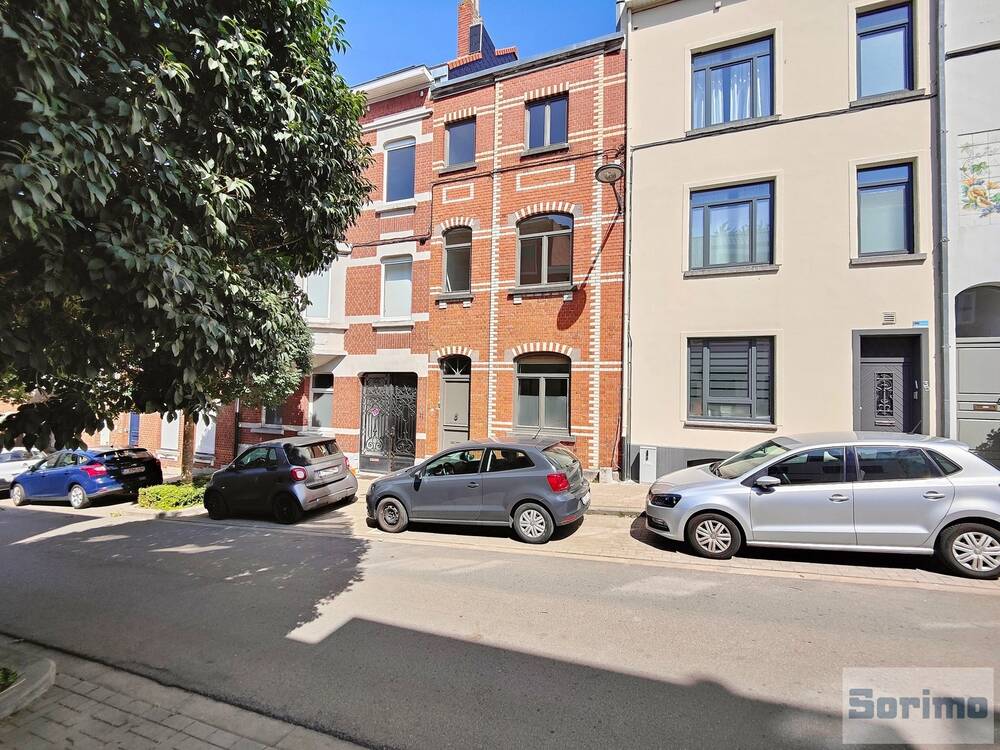 Maison à à Woluwe-Saint-Pierre 1150 2300.00€ 4 chambres 192.00m² - annonce 553433