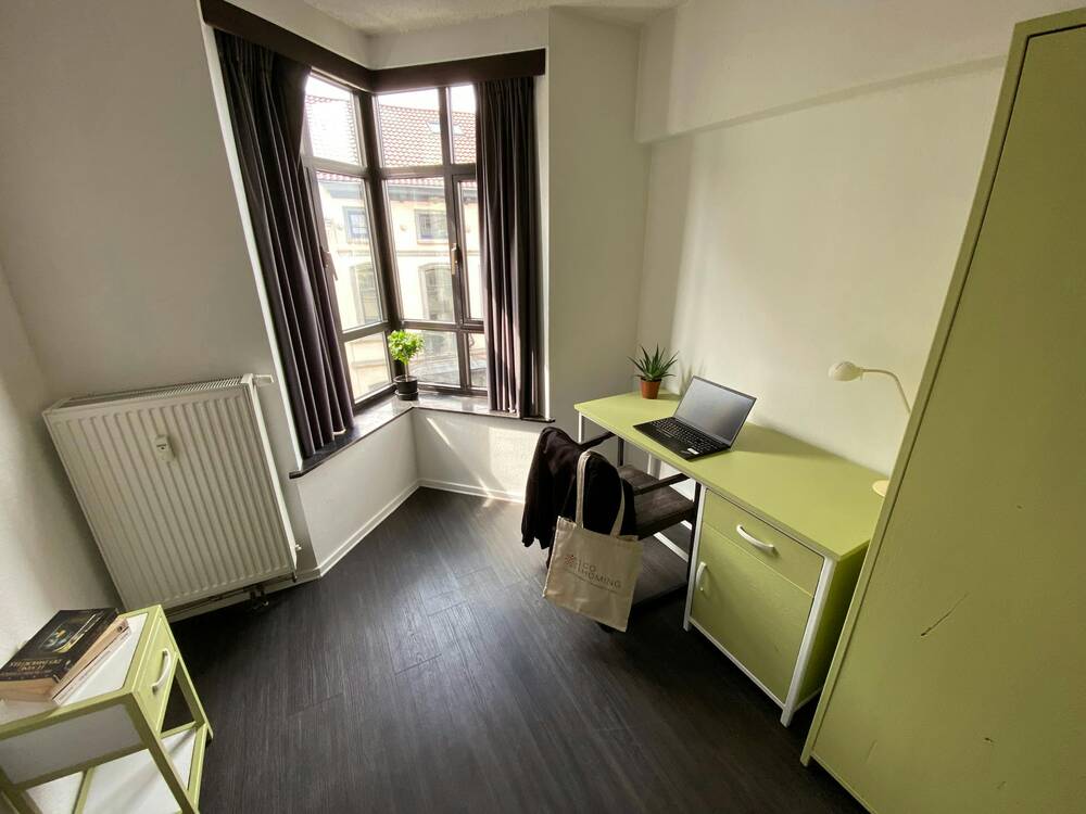 Appartement à louer à Saint-Gilles 1060 725.00€ 1 chambres 16.00m² - annonce 553725