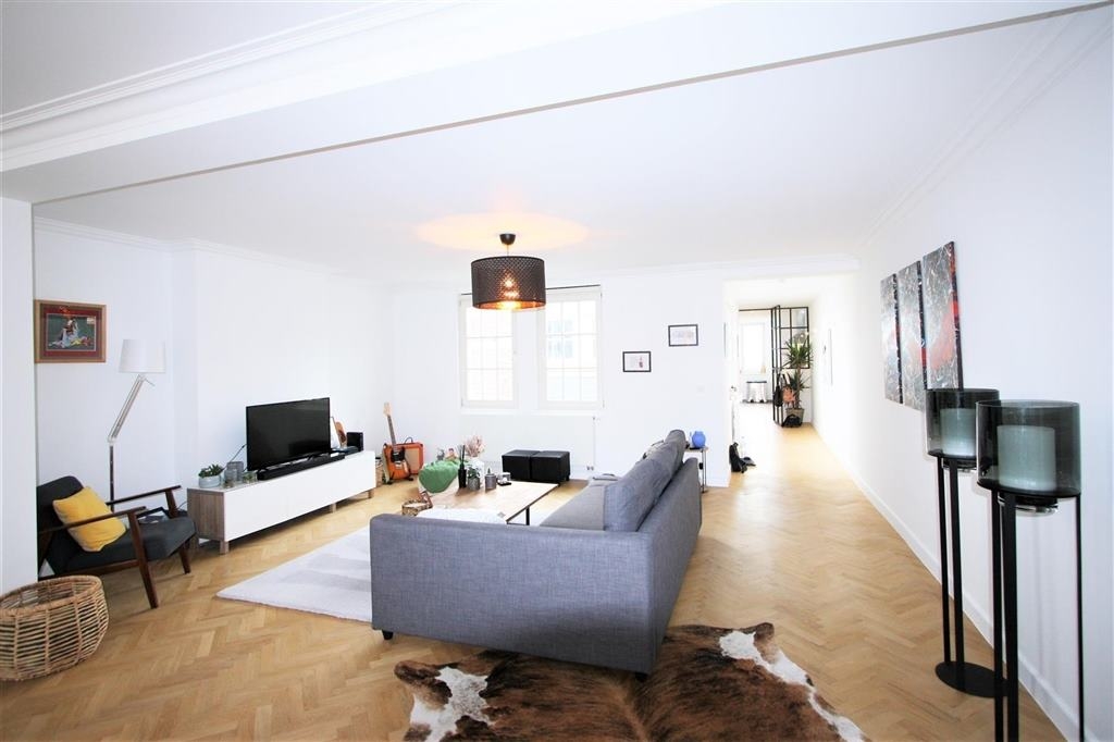 Appartement à louer à Saint-Gilles 1060 1900.00€ 2 chambres 140.00m² - annonce 553266