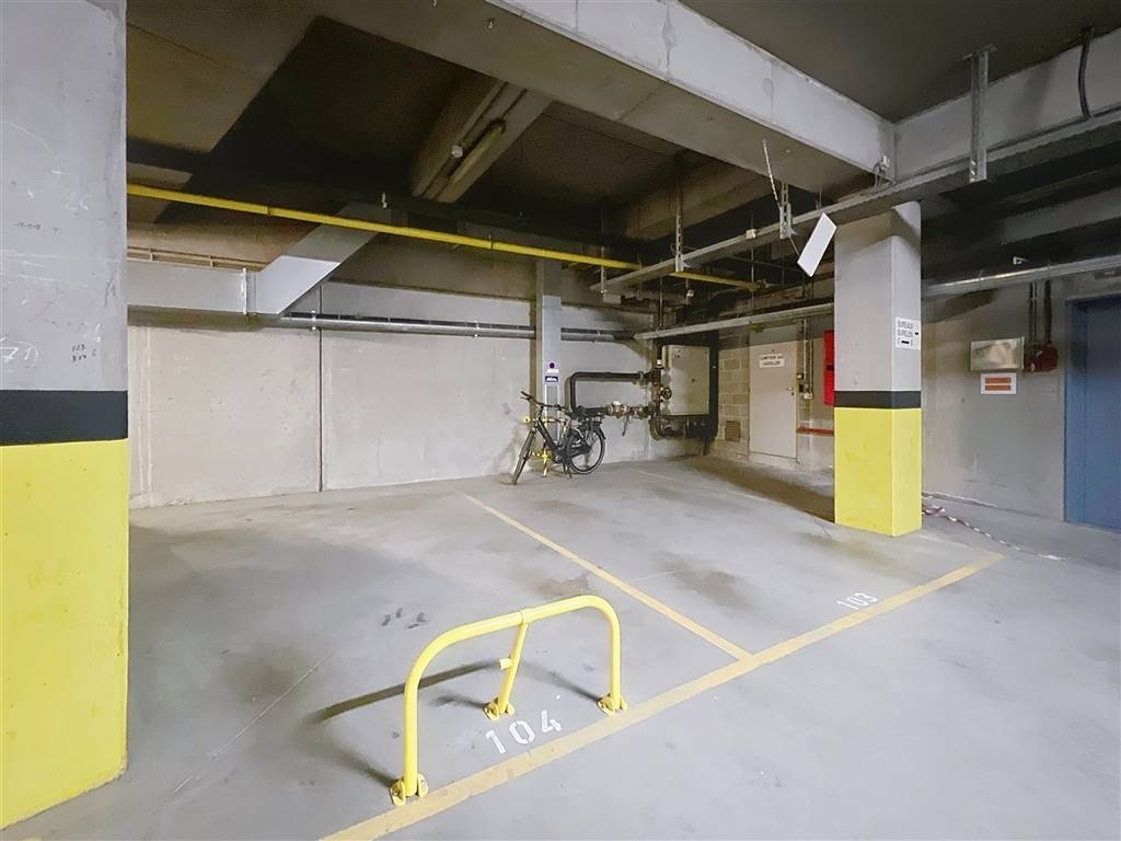 Parking te  in Brussel 1000 120.00€  slaapkamers m² - Zoekertje 553136