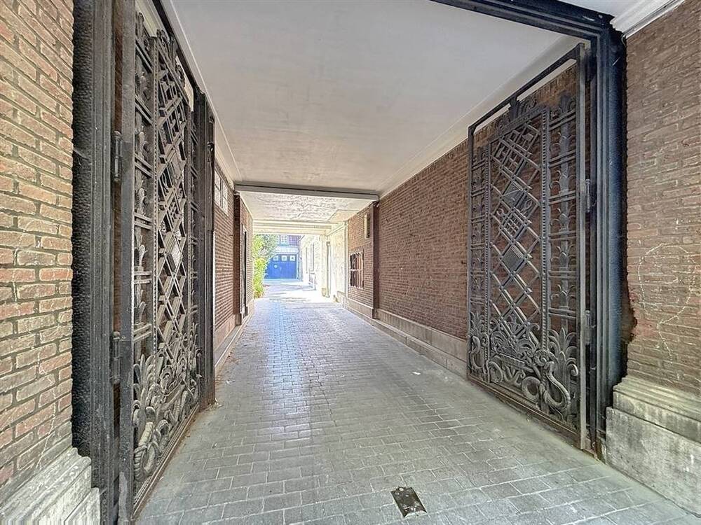 Loft à  à Forest 1190 3200.00€ 4 chambres 210.00m² - annonce 553172