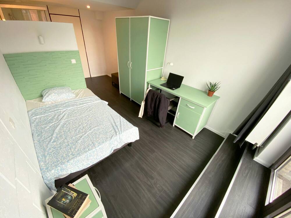 Appartement à louer à Saint-Gilles 1060 700.00€ 1 chambres 18.00m² - annonce 553728