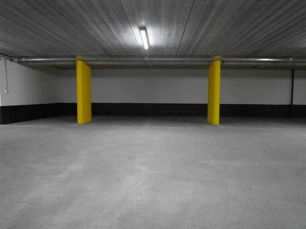 Parking & garage te huur in Elsene 1050 130.00€ slaapkamers m² - Zoekertje 553953