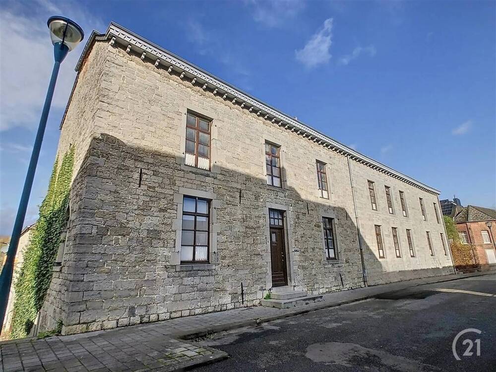 Huis te  koop in Chimay 6460 210000.00€ 4 slaapkamers 447.00m² - Zoekertje 553882