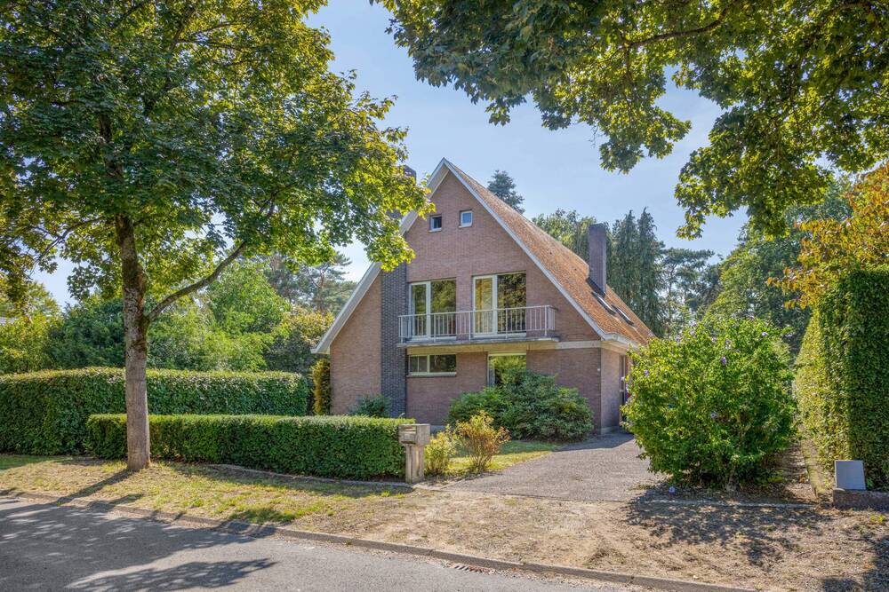 Huis te  koop in Genk 3600 589000.00€ 6 slaapkamers 240.00m² - Zoekertje 553747