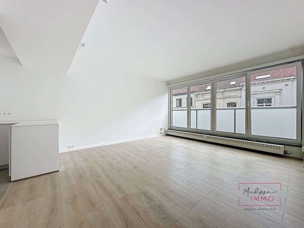 Appartement te  huur in Elsene 1050 1000.00€ 1 slaapkamers 53.00m² - Zoekertje 554754