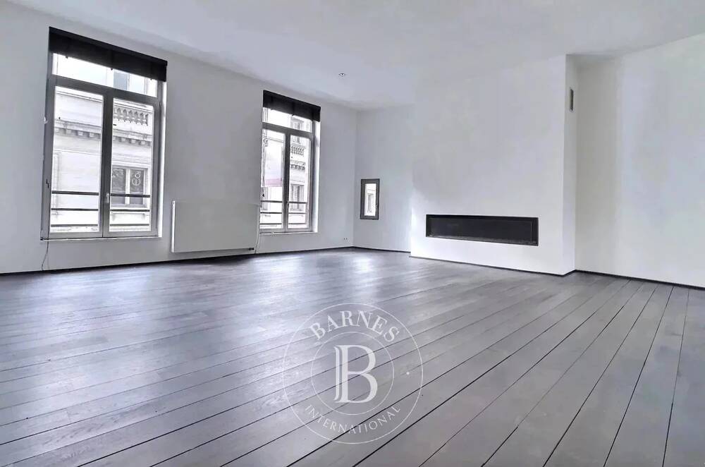 Appartement te  huur in Elsene 1050 3950.00€ 2 slaapkamers 222.00m² - Zoekertje 554203
