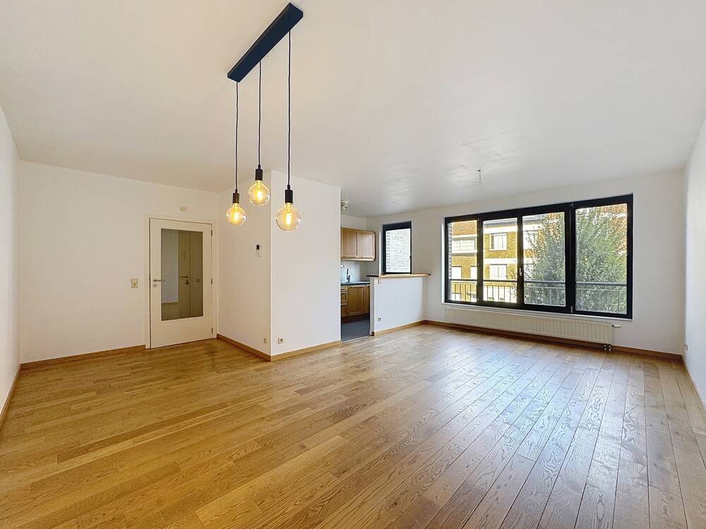 Appartement te  huur in Elsene 1050 1350.00€ 2 slaapkamers 85.00m² - Zoekertje 554238