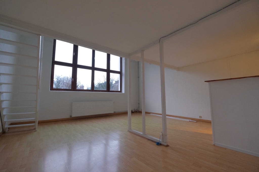 Appartement te  huur in Elsene 1050 760.00€  slaapkamers 40.00m² - Zoekertje 555129