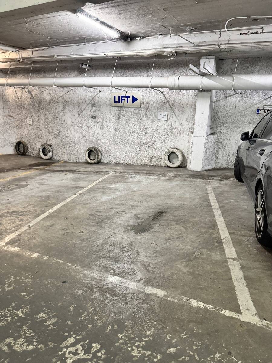 Parking à vendre à Saint-Gilles 1060 27000.00€  chambres m² - annonce 554262