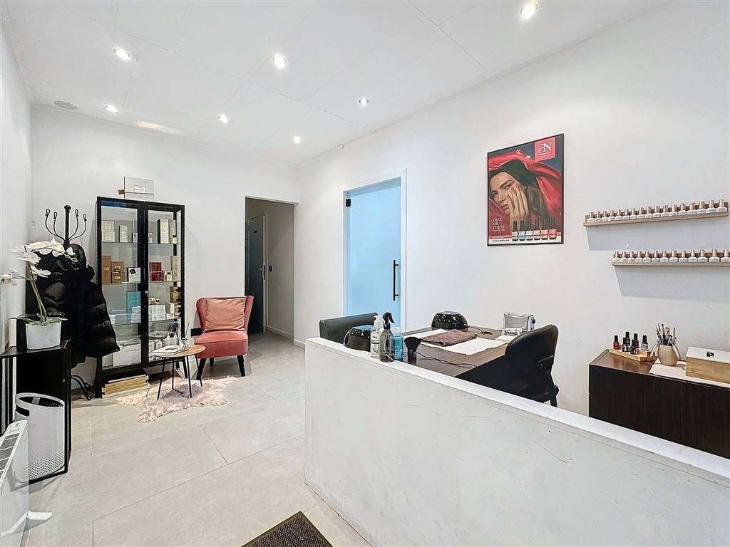 Handelszaak te koop in Evere 1140 149000.00€ slaapkamers 38.00m² - Zoekertje 555836