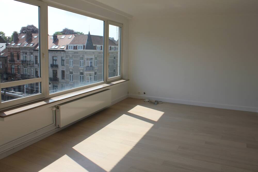 Appartement te  huur in Elsene 1050 1500.00€ 2 slaapkamers 85.00m² - Zoekertje 554745