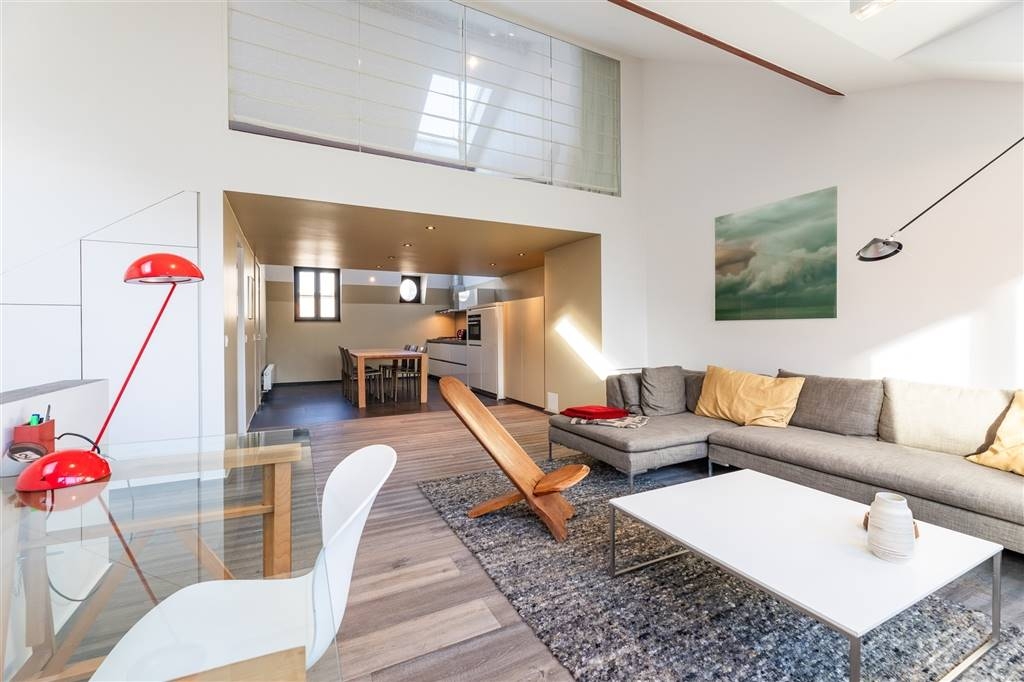 Appartement te  huur in Elsene 1050 1850.00€ 1 slaapkamers 97.00m² - Zoekertje 554738