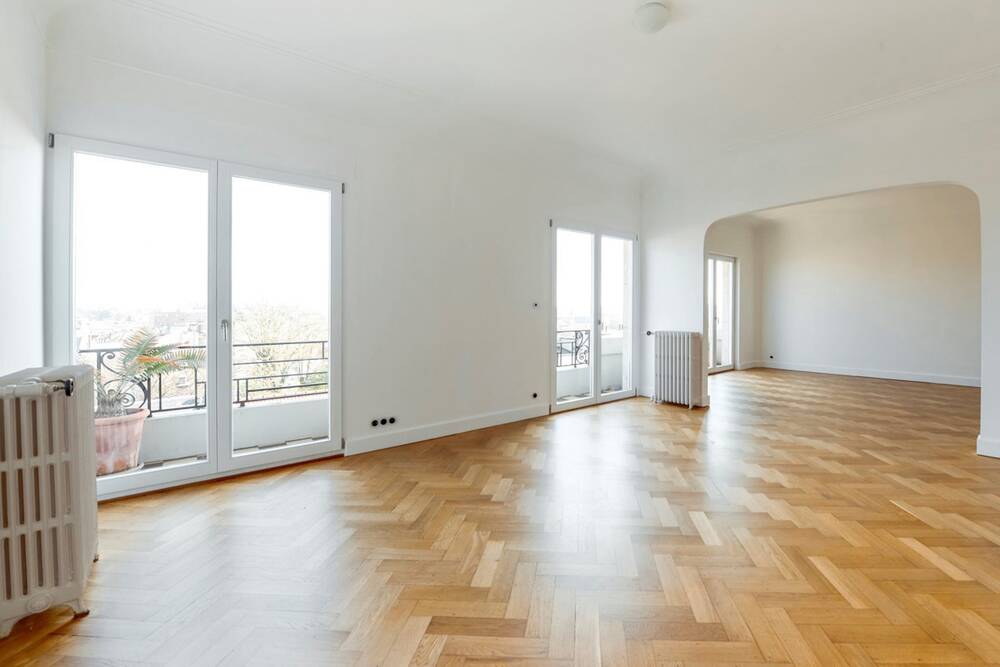 Appartement te huur in Sint-Gillis 1060 3950.00€ 5 slaapkamers 286.00m² - Zoekertje 554147