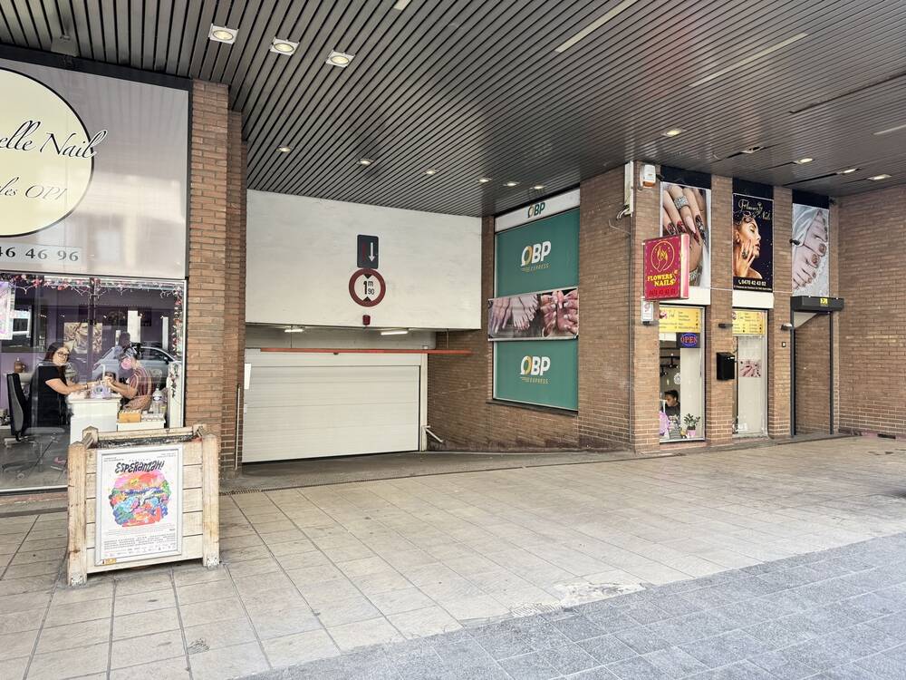 Parking à vendre à Saint-Gilles 1060 83000.00€  chambres m² - annonce 554261