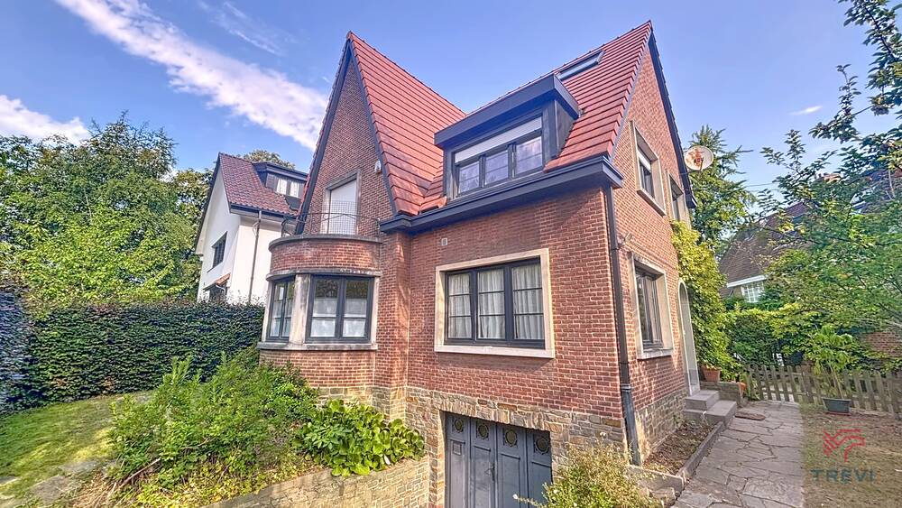 Villa te  huur in Watermaal-Bosvoorde 1170 2350.00€ 3 slaapkamers 217.00m² - Zoekertje 554701