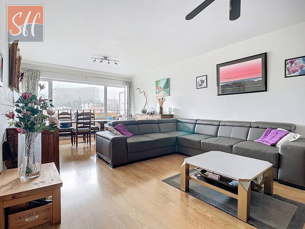 Appartement te  koop in Vorst 1190 235000.00€ 2 slaapkamers 80.00m² - Zoekertje 554159