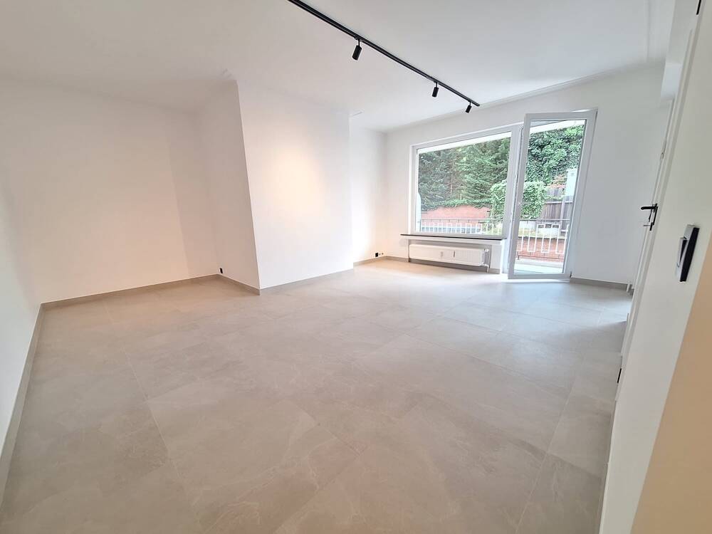 Studio à louer à Woluwe-Saint-Pierre 1150 950.00€ 0 chambres 40.00m² - annonce 554181