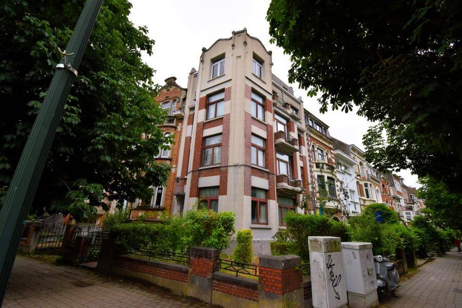Maison à  à Anderlecht 1070 595000.00€  chambres 300.00m² - annonce 556289