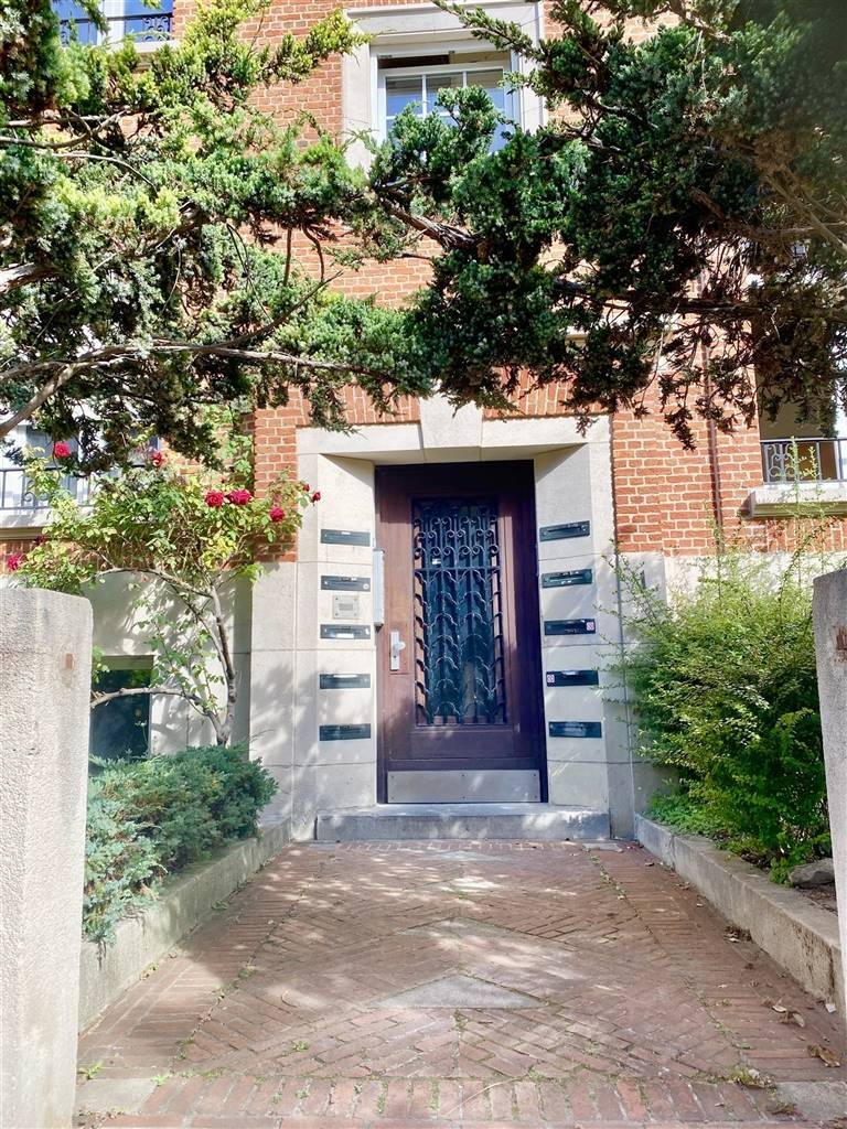 Appartement te  in Elsene 1050 370000.00€ 2 slaapkamers 90.00m² - Zoekertje 602997