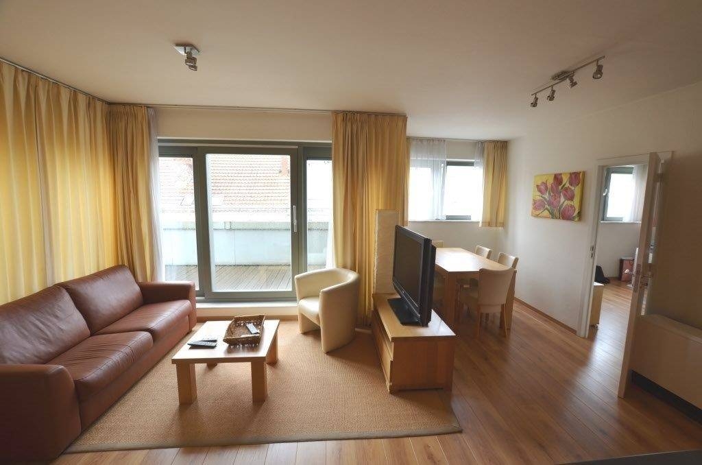 Appartement te in Elsene 1050 1800.00€ 2 slaapkamers m² - Zoekertje 558365
