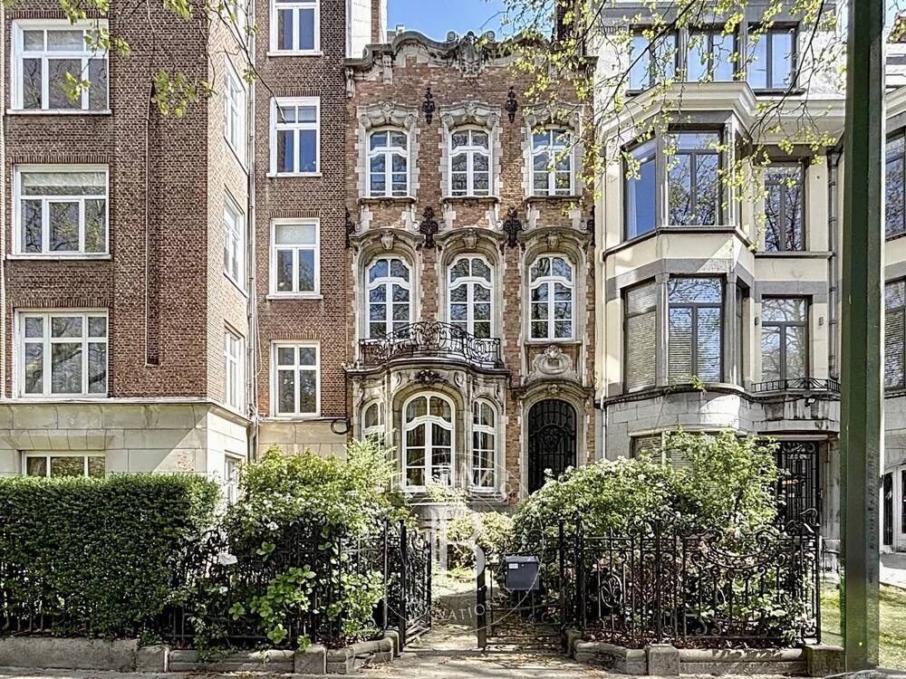 Maison à vendre à Woluwe-Saint-Lambert 1200 1000000.00€ 7 chambres 473.00m² - annonce 557527