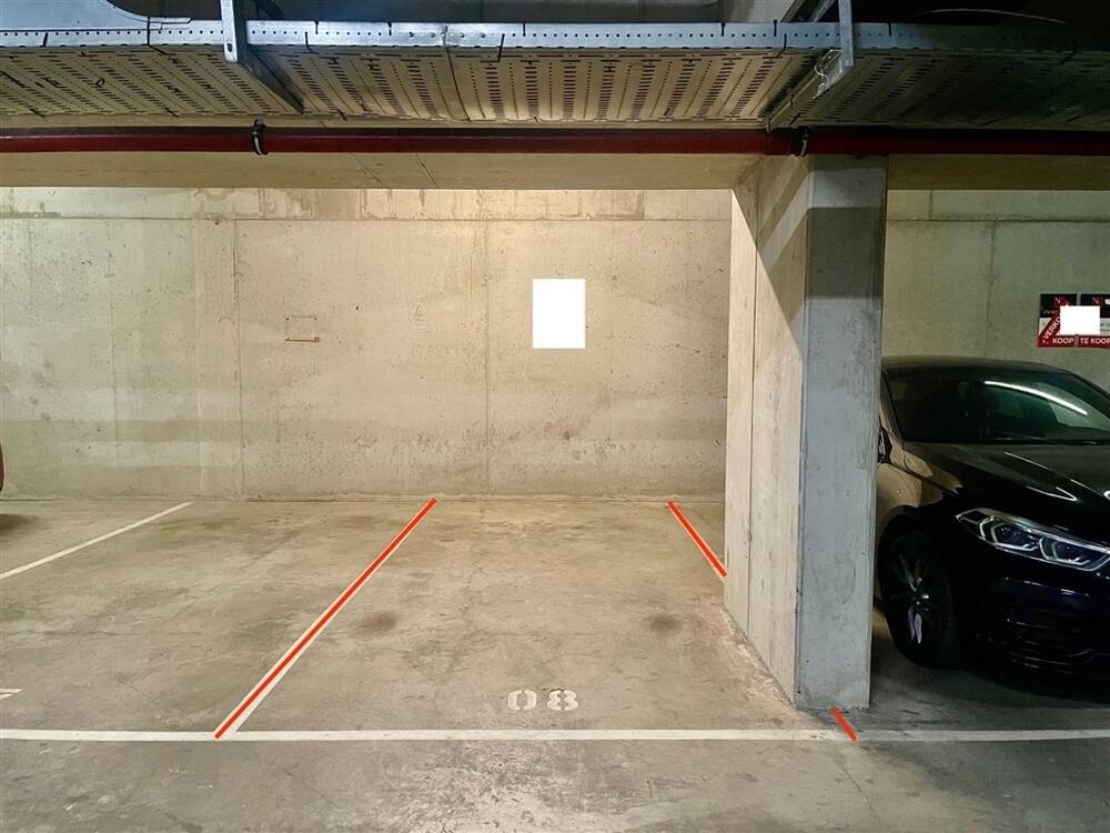 Parking te  koop in Brussel 1000 35000.00€  slaapkamers m² - Zoekertje 558325