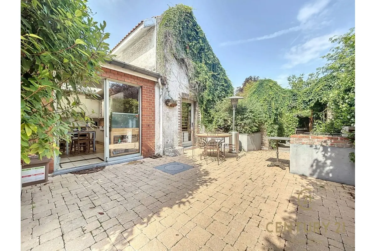 Huis te  koop in Evere 1140 730000.00€ 5 slaapkamers 263.00m² - Zoekertje 656681