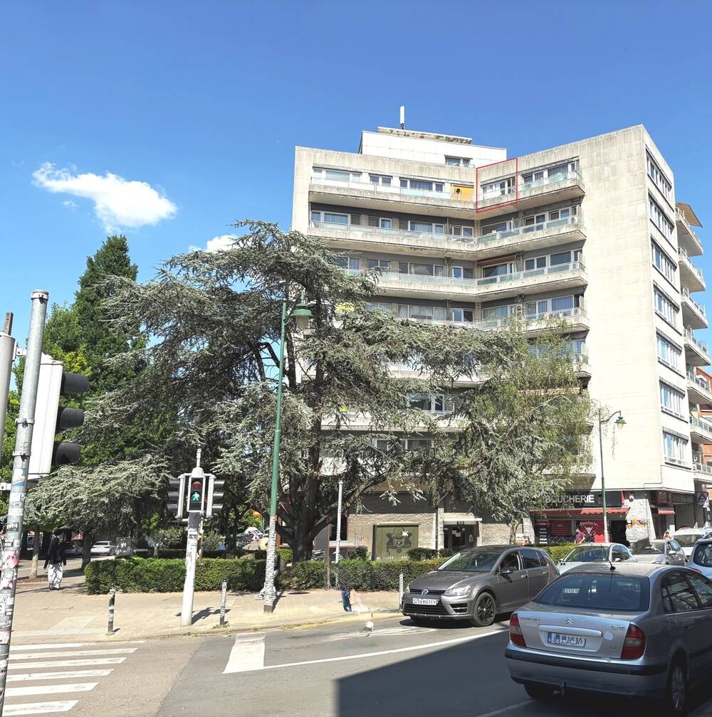 Appartement te koop in Sint-Jans-Molenbeek 1080 159000.00€ 2 slaapkamers 78.00m² - Zoekertje 558320