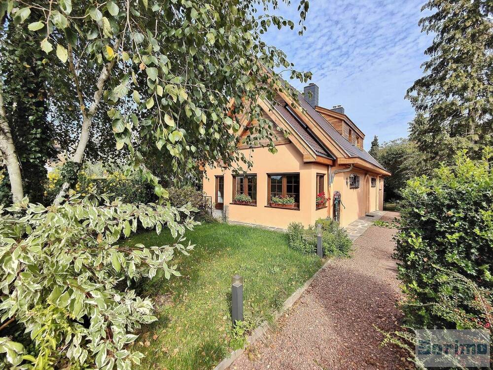 Villa à à Wezembeek-Oppem 1970 2250.00€ 4 chambres 180.00m² - annonce 557538