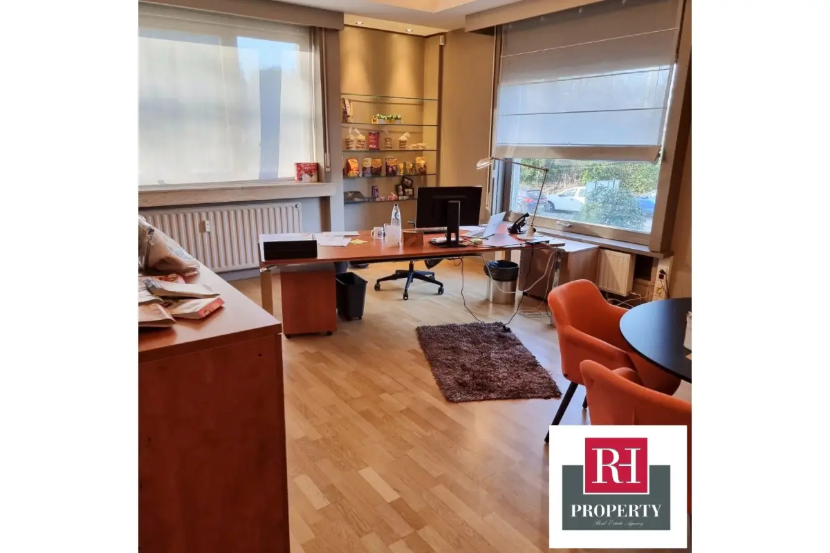 Commerce à louer à Laeken 1020 490.00€  chambres 25.00m² - annonce 557901