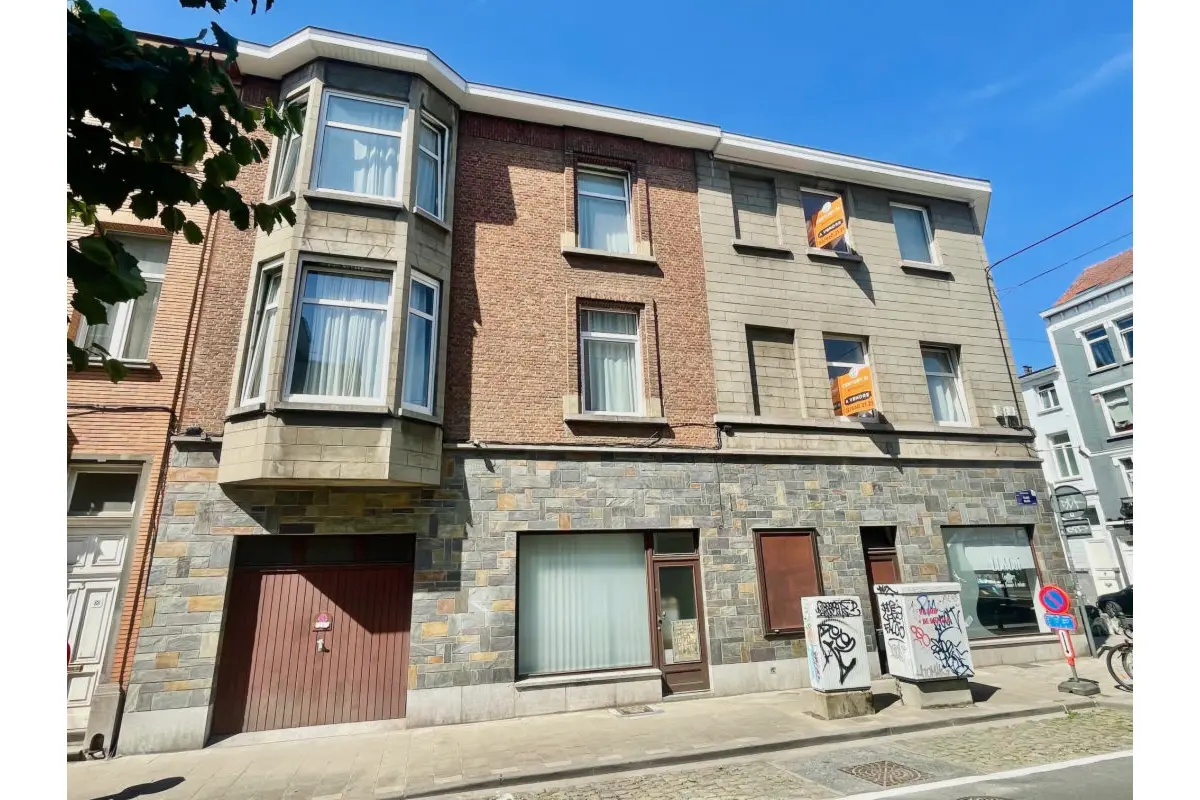 Immeuble de rapport - Immeuble à appartement à vendre à Ixelles 1050 595000.00€ 4 chambres 264.00m² - annonce 557887