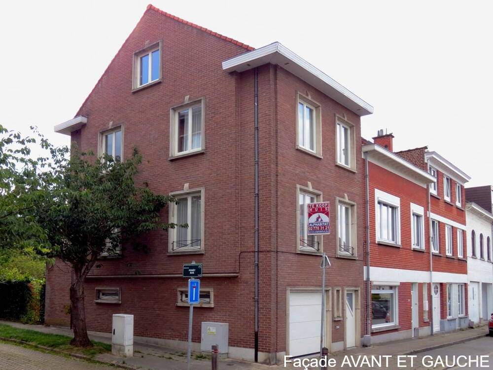 Huis te koop in Sint-Pieters-Woluwe 1150 800000.00€ 4 slaapkamers 185.00m² - Zoekertje 559189