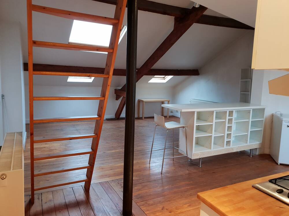 Appartement te  huur in Schaarbeek 1030 950.00€ 2 slaapkamers 80.00m² - Zoekertje 559456