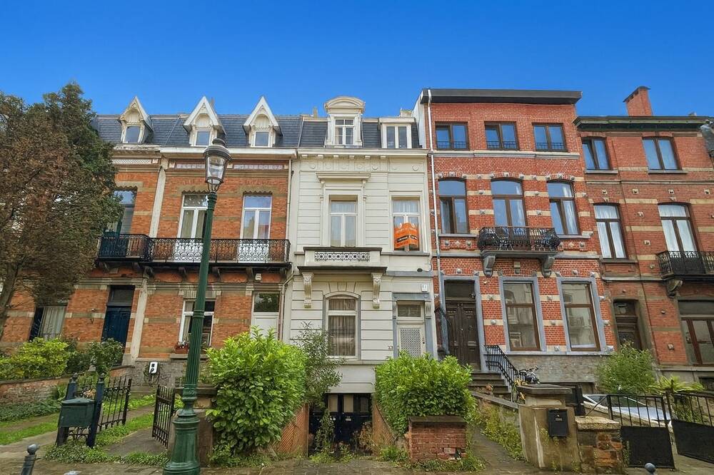 Huis te koop in Schaarbeek 1030 450000.00€ 4 slaapkamers 235.00m² - Zoekertje 559153