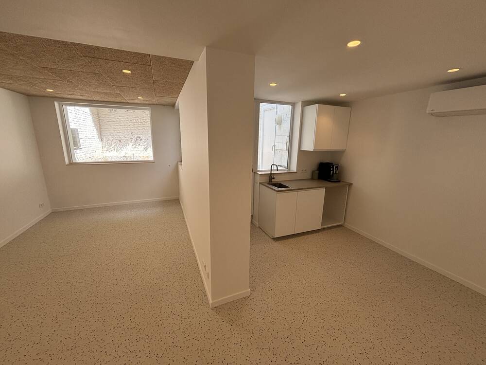 Commerce à louer à Jette 1090 980.00€ 0 chambres m² - annonce 560219