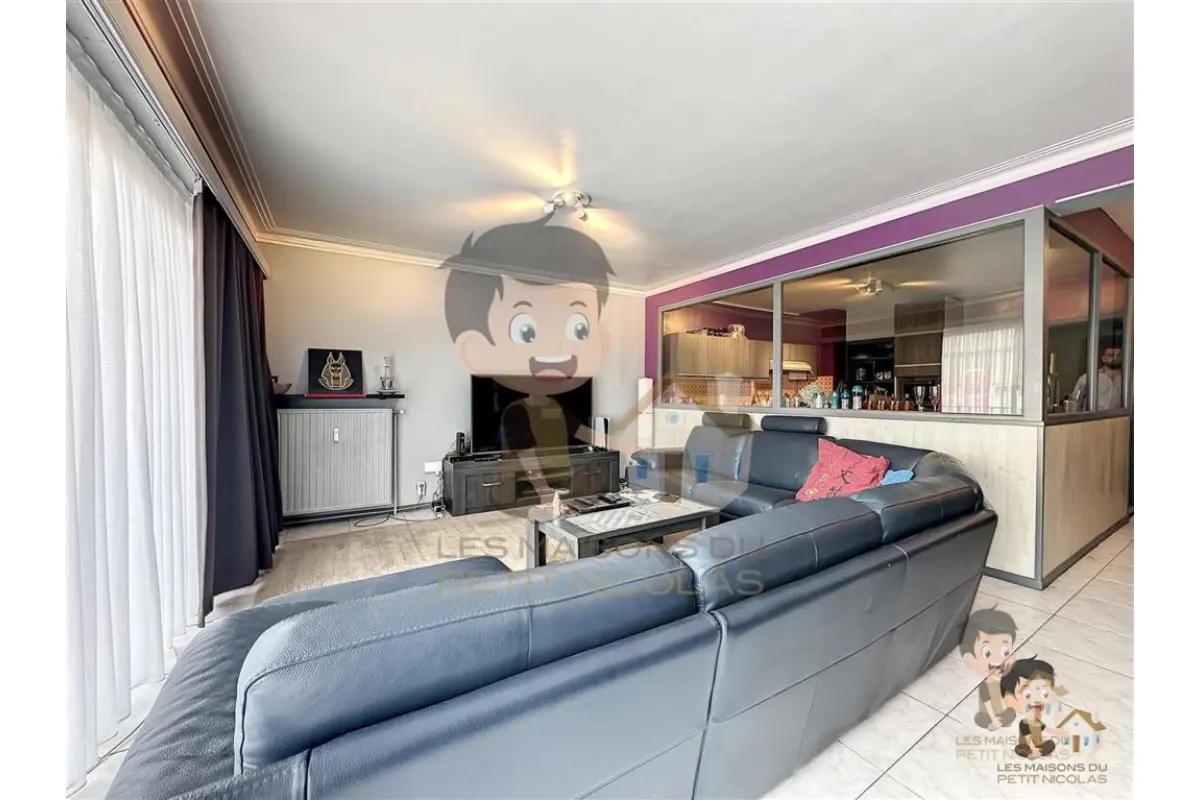 Handelszaak te  koop in Sint-Jans-Molenbeek 1080 269900.00€ 2 slaapkamers 100.00m² - Zoekertje 559888