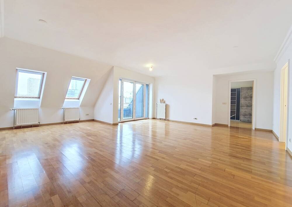Appartement te koop in Brussel 1000 415000.00€ 1 slaapkamers 123.00m² - Zoekertje 560681