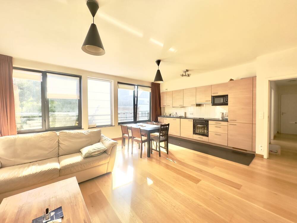 Appartement te huur in Schaarbeek 1030 2200.00€ 2 slaapkamers 110.00m² - Zoekertje 560845