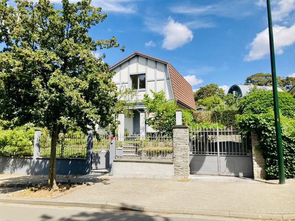 Huis te huur in Ukkel 1180 2950.00€ 4 slaapkamers 200.00m² - Zoekertje 561362