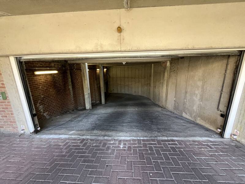 Parking / garage à louer à Woluwe-Saint-Lambert 1200 100.00€  chambres m² - annonce 561495