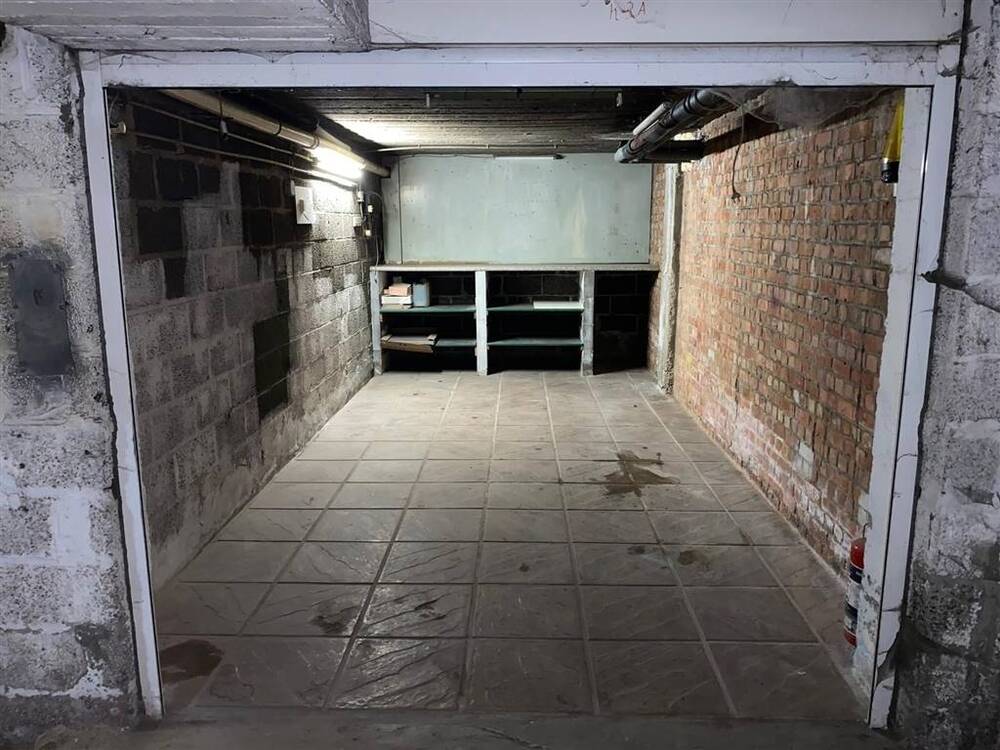 Parking / garage à louer à Deurne 2100 125.00€  chambres m² - annonce 561552