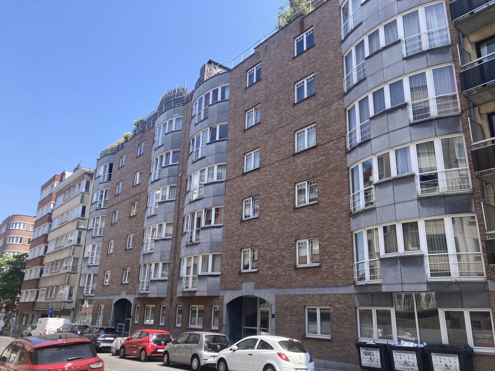 Appartement te koop in Schaarbeek 1030 199000.00€ 1 slaapkamers 43.00m² - Zoekertje 561271