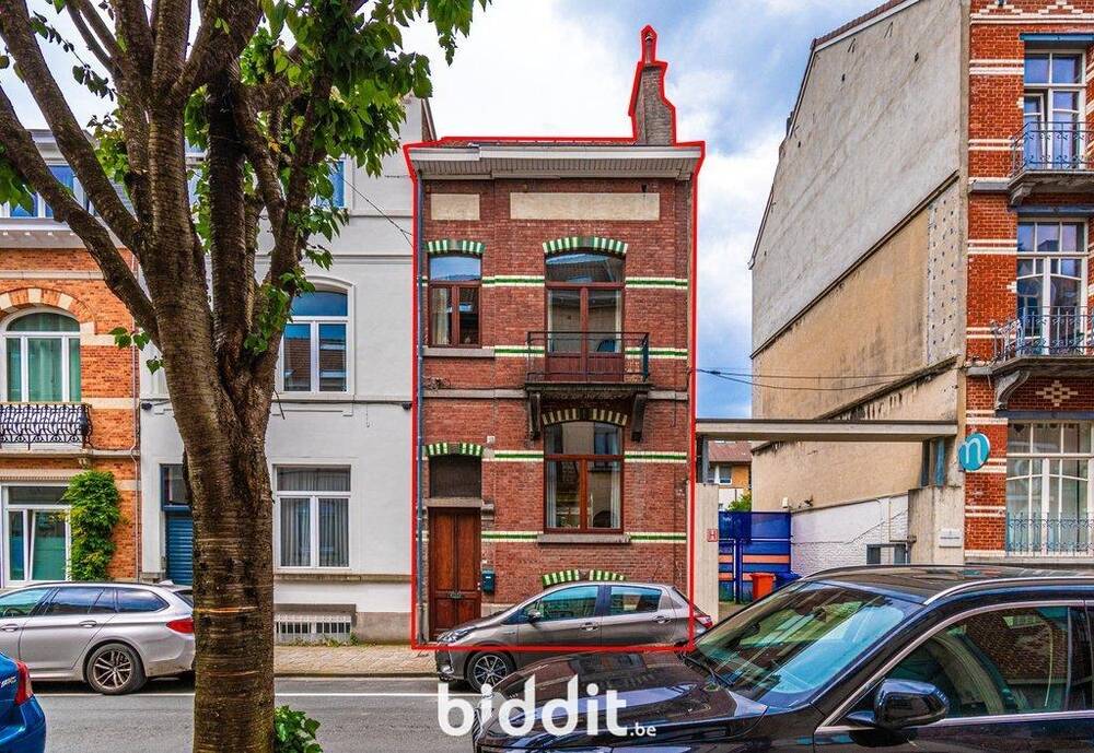Huis te koop in Elsene 1050 369000.00€ 3 slaapkamers 195.00m² - Zoekertje 561886