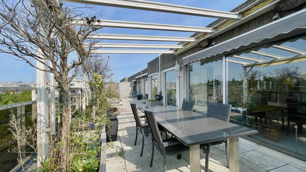 Penthouse te in Sint-Lambrechts-Woluwe 1200 2400.00€ 2 slaapkamers 165.00m² - Zoekertje 562875